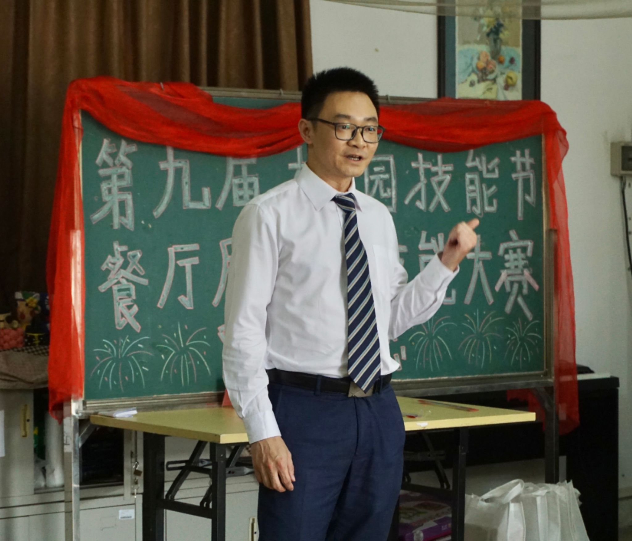 行政人事总监龙雨先生致辞 行政人事总监龙雨先生致辞